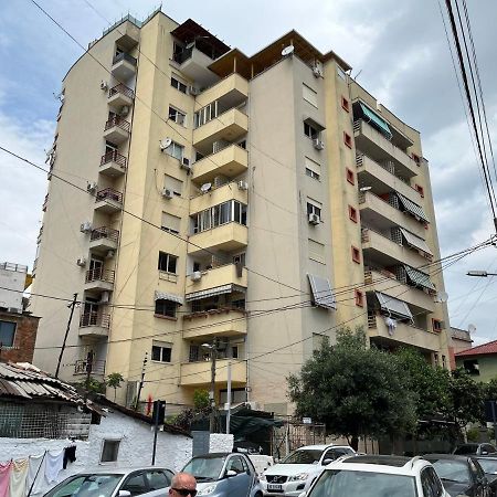 City Center Apartment 1 Tirana Bagian luar foto